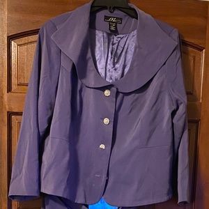 Plus size womenswear